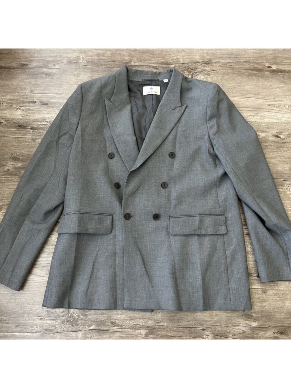 Aritzia Babaton Double Breasted Blazer Womens XL Gray Peaked Lapel Stretch